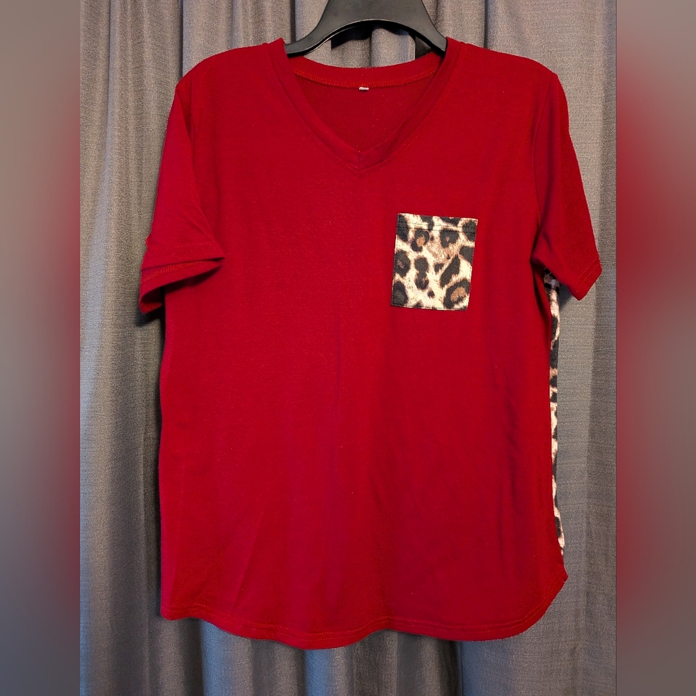 Women's Maroon and leopard print Shirt Sz. L